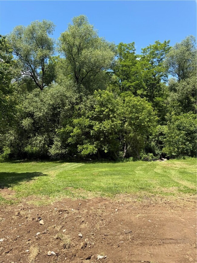 Building Photo - 92 NY-245