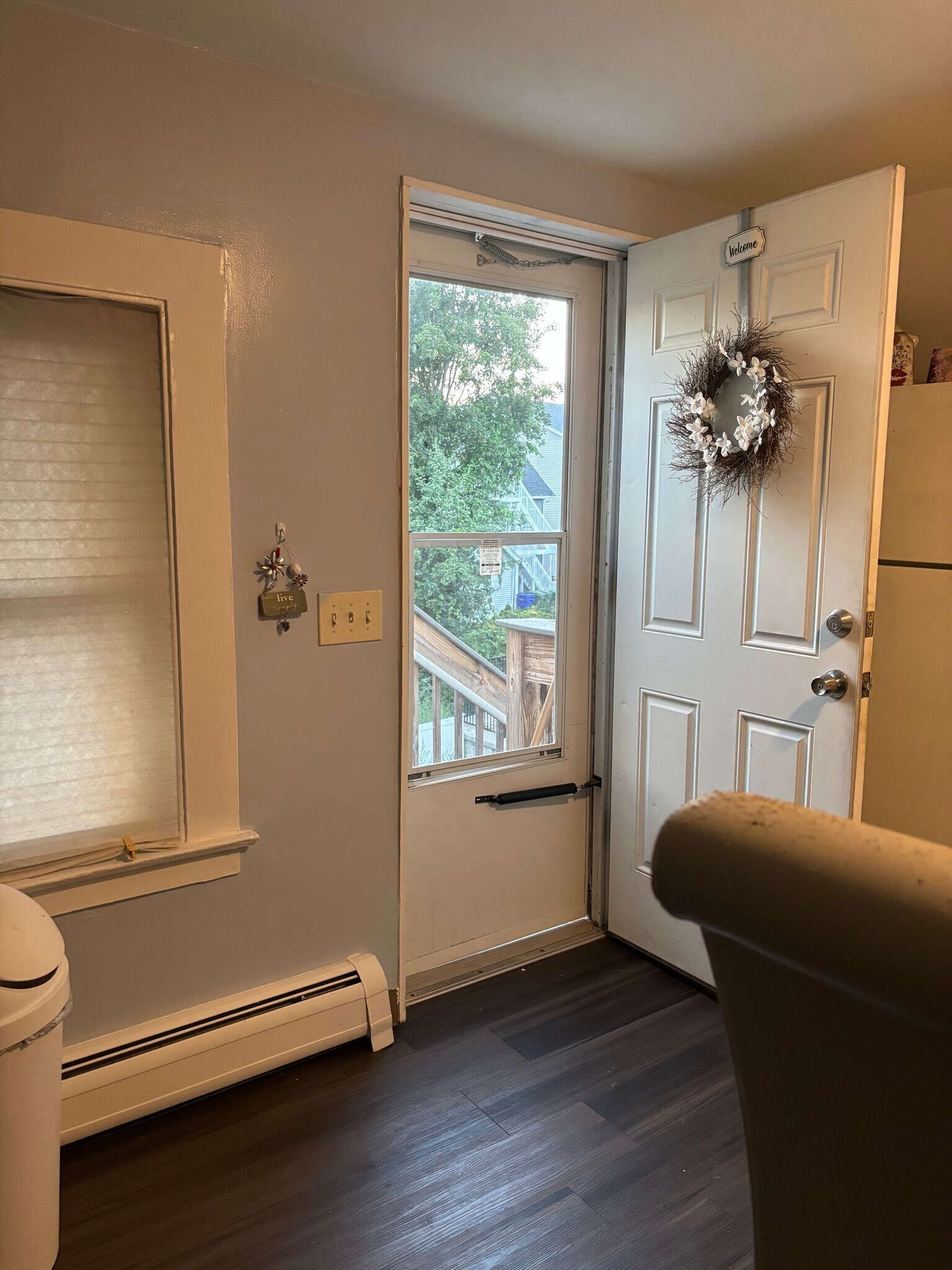 Building Photo - 285 Main St