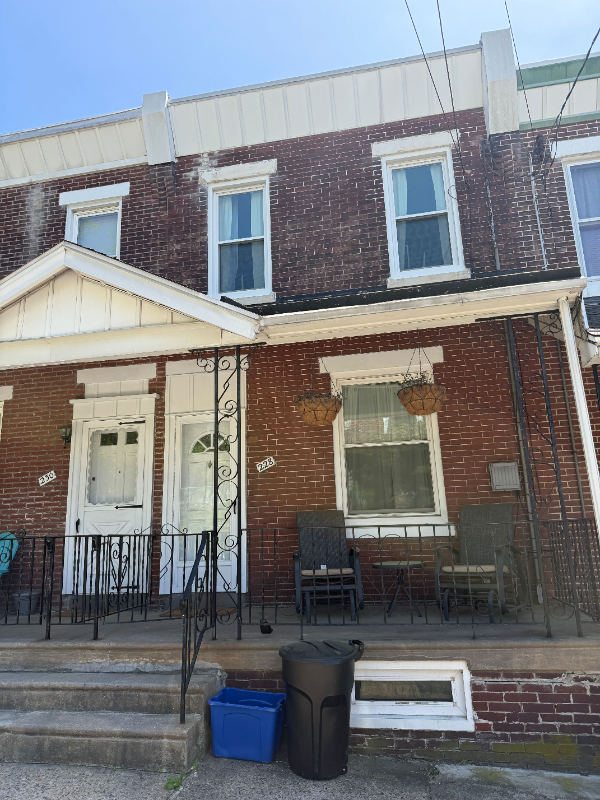 Building Photo - 228 Osborn St
