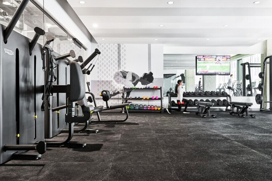 Building Photo - 60 E Randolph St