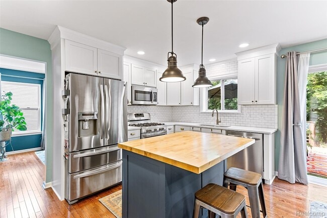 Building Photo - 32724 Laurelwood Ct