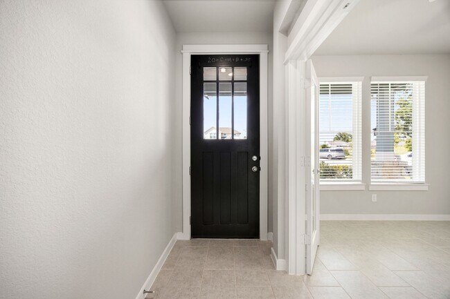 Building Photo - 33007 Carolyns Perfection Lp