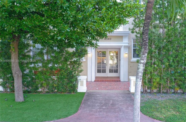 Building Photo - 4349 Sheridan Ave