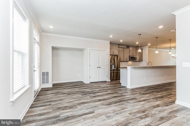 Building Photo - 20763 Heron Landing Dr