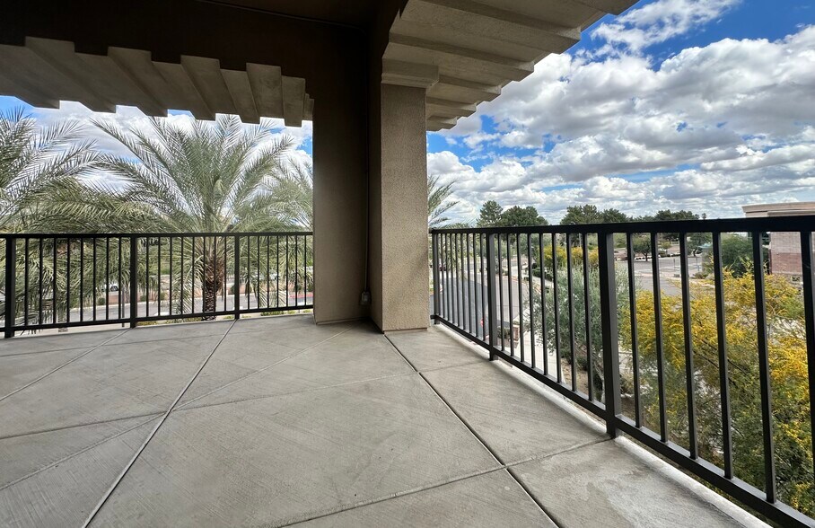 Building Photo - 11640 N Tatum Blvd