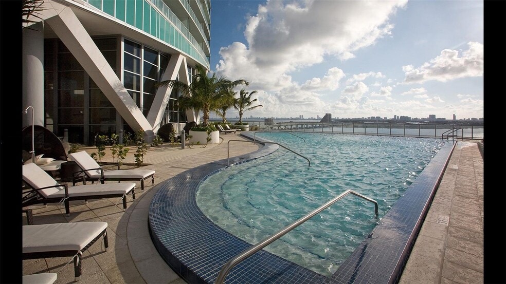 Building Photo - 888 Biscayne Blvd