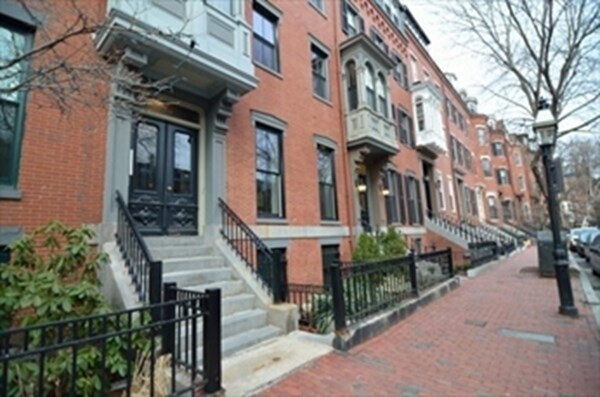 Building Photo - 23 Union Pk