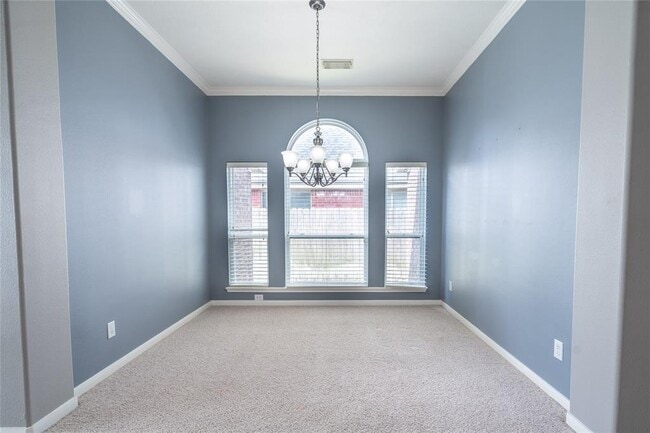 Building Photo - 2435 Golden Fork Dr