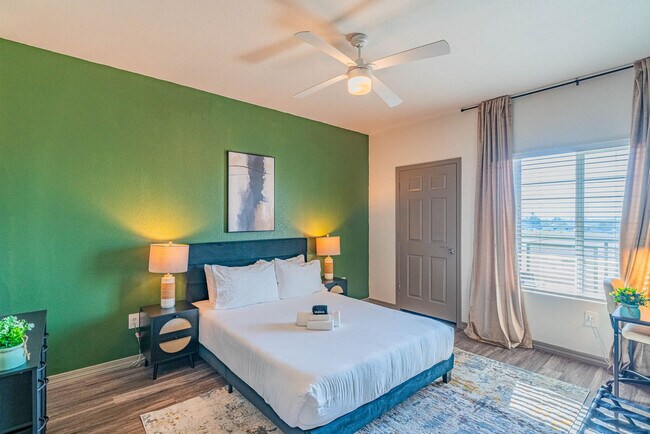 Building Photo - 9600 W Georgia Ave