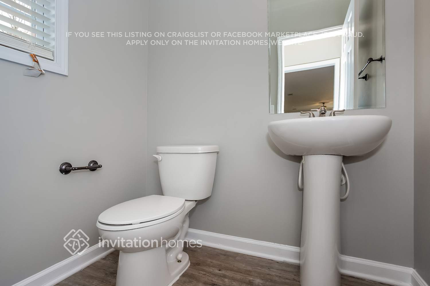 Building Photo - 391 Vinings Vintage Cir SE