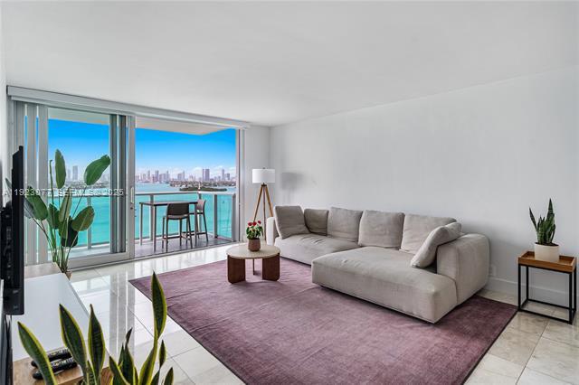 Building Photo - Mirador 1000 Condo