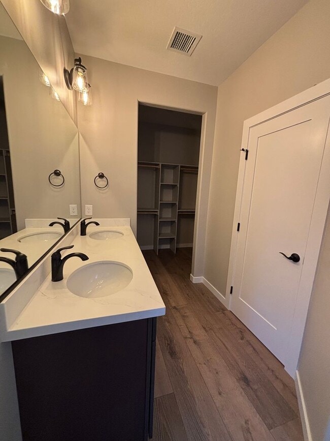 Building Photo - Brand New Semi-Custom Prescott Home!