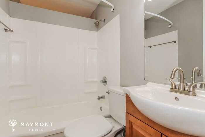 Building Photo - 5326 Delhill Dr