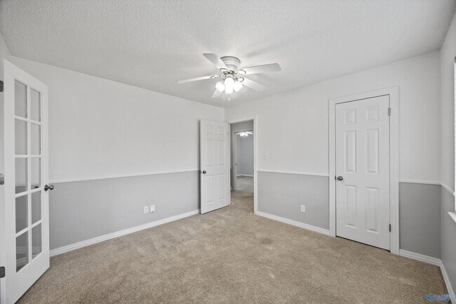 Building Photo - 107 Beaver Run Dr
