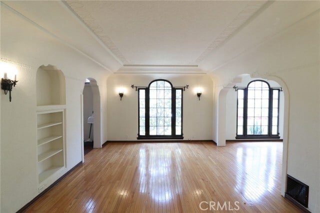 Building Photo - 3700 E 11th St