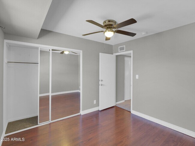 Building Photo - 8522 E Montebello Ave