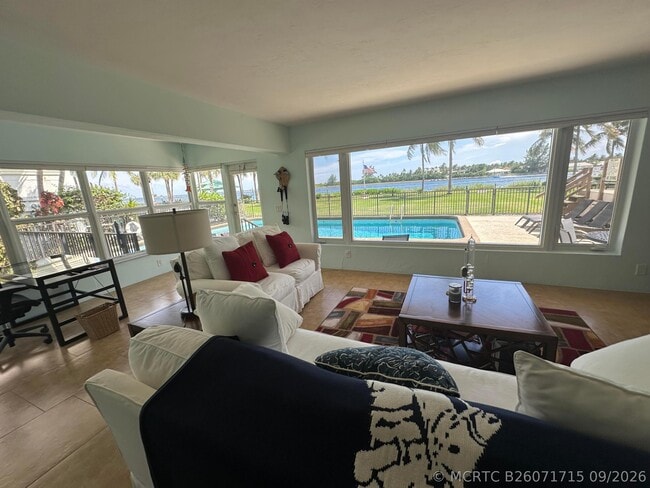 Building Photo - 308 Inlet Way
