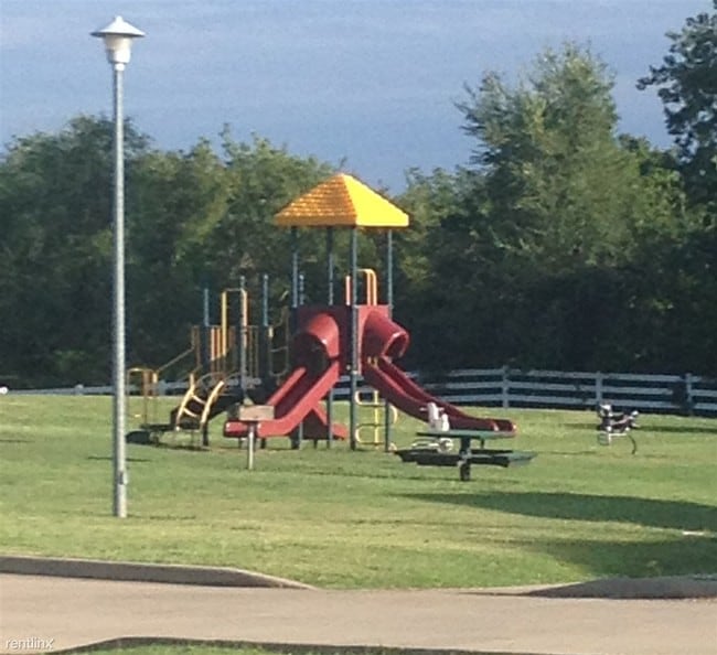 Primary Photo - 3105 Acme Rd