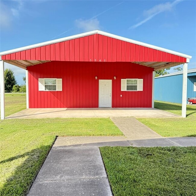 Primary Photo - 5945 FM 1459 Rd