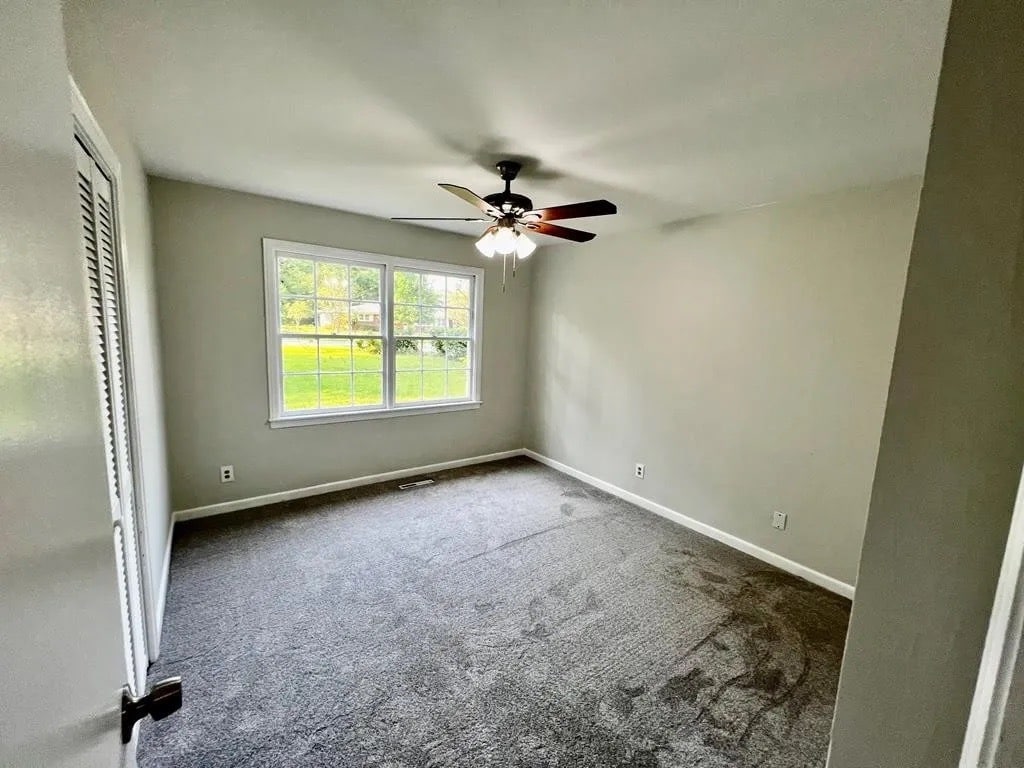 Building Photo - 305 Hartsfield Ln