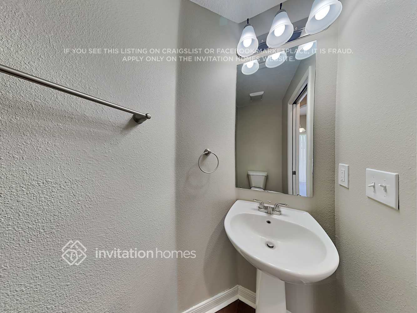 Building Photo - 4628 Hickory Stream Ln