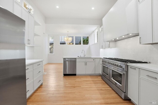 Building Photo - 172 Bella Vista Ave