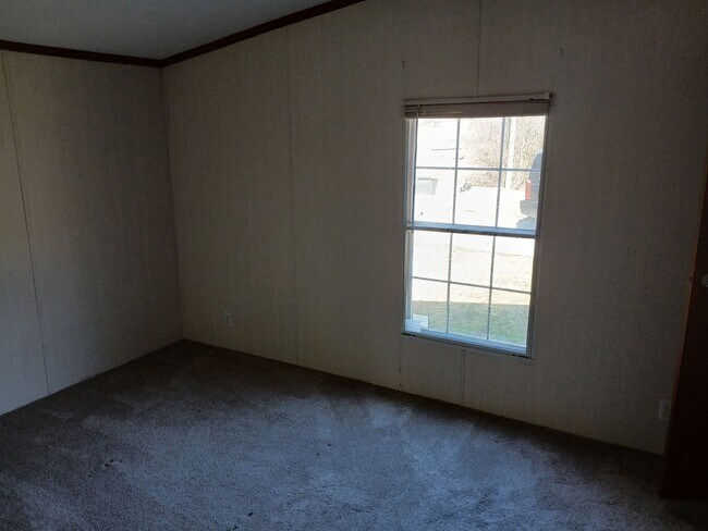 Building Photo - 233 Flat Creek Ln