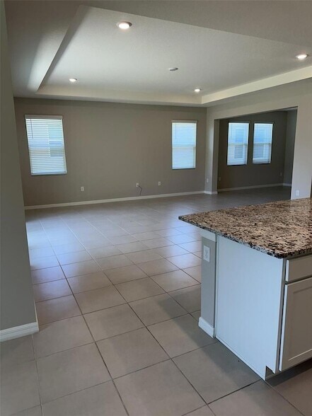 Building Photo - 4970 NW 39th Lp