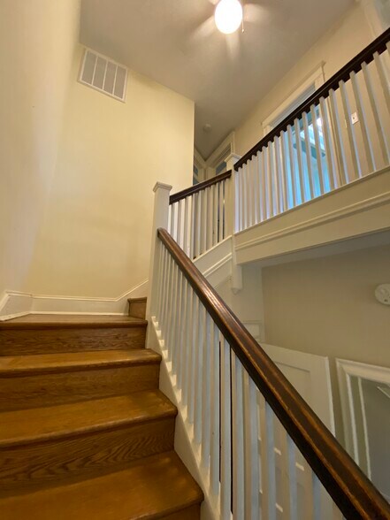 Building Photo - 3916 4th St NW