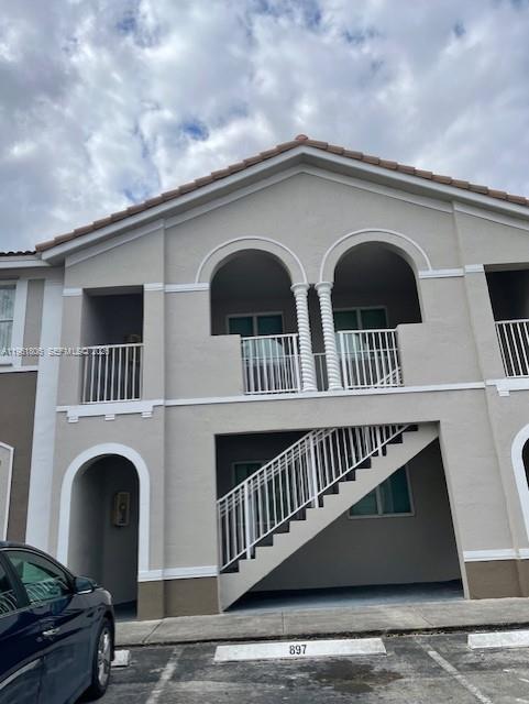 Building Photo - 2900 SE 17th Ave