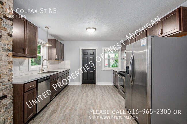 Primary Photo - 44 Colfax St NE