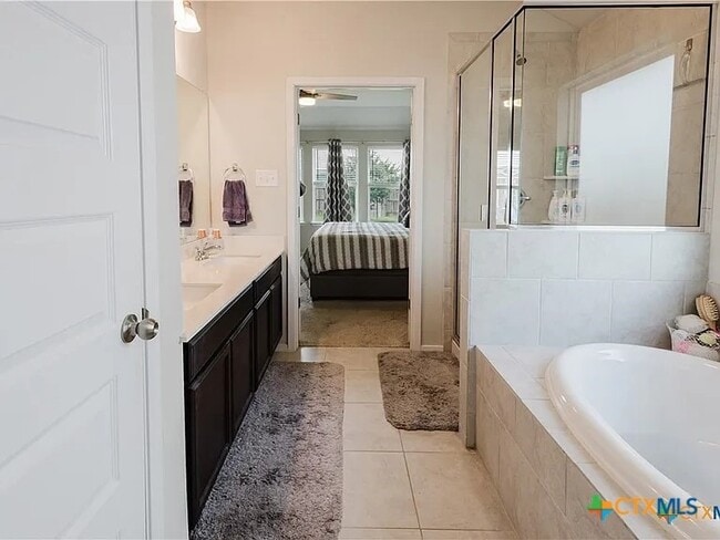 Building Photo - 228 Sage Meadows Dr