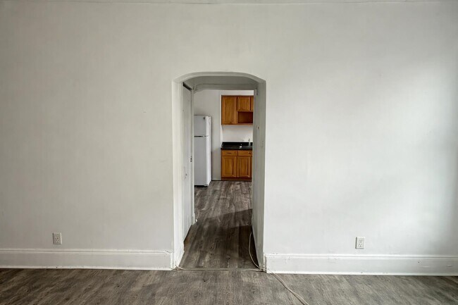 Building Photo - 2500 Adam Pl