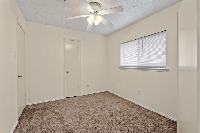 Building Photo - 11818 Westwold Dr