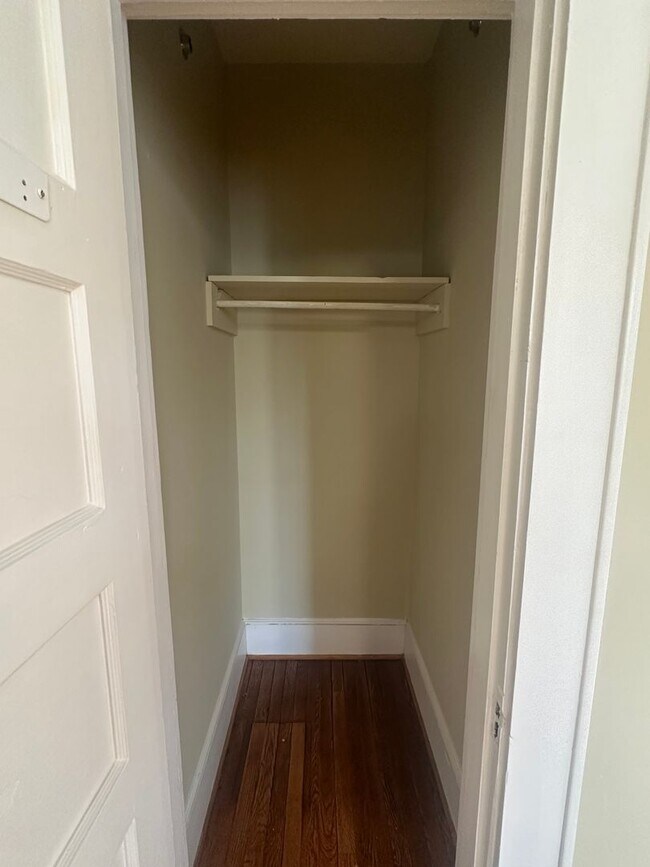 Building Photo - 139-141 S. Pickens Street