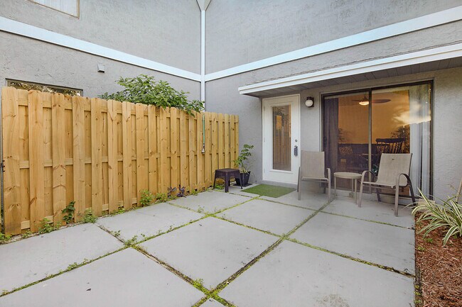 Building Photo - 30 Crossings Cir