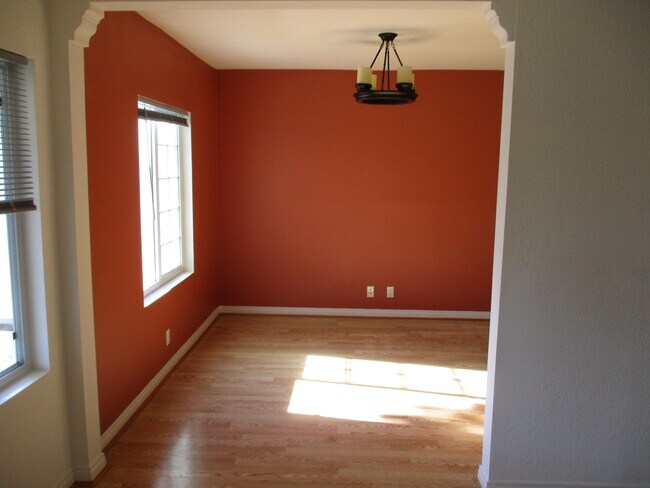 Building Photo - 18649 Chase St