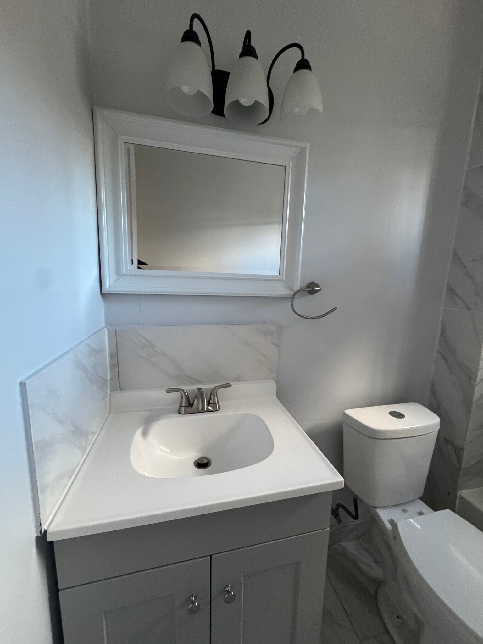 Building Photo - 103 French Ave