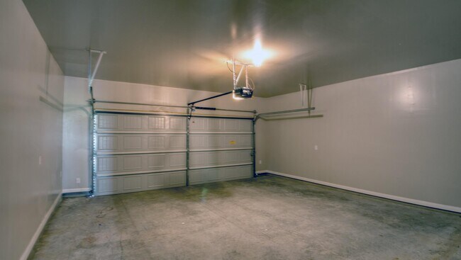 Building Photo - 1618 Lummus Dr
