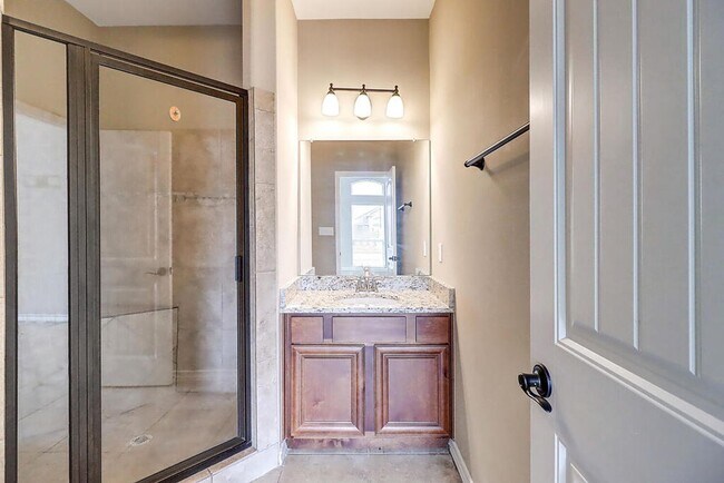 Building Photo - 2614 Wool Dr