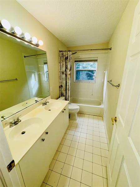 Building Photo - 22194 Braddock Pl