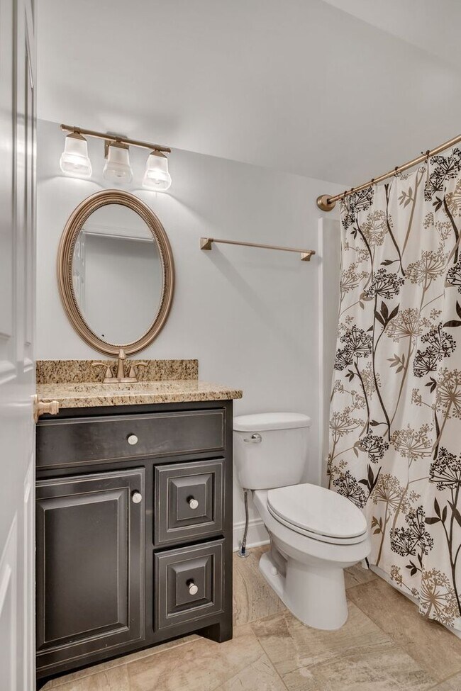 Building Photo - Stunning rental home on a premium lot in s...