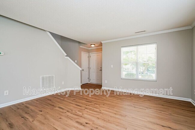 Building Photo - 6852 Harter Ct