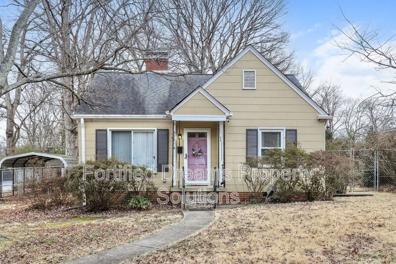 Building Photo - 3021 Sourwood Rd