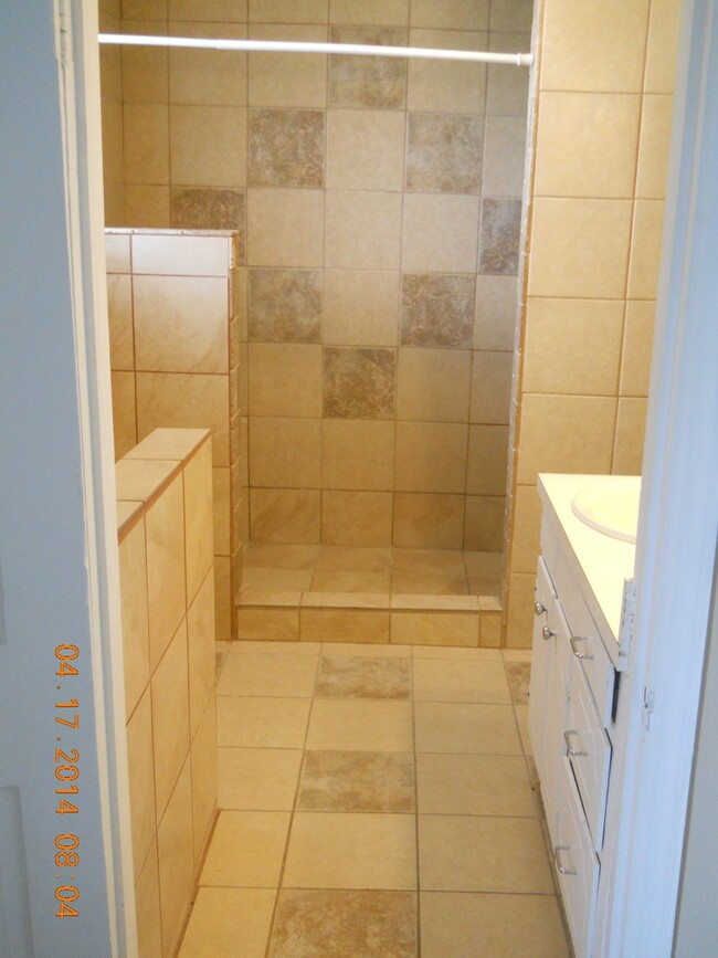 Building Photo - Great home in Lakeland!