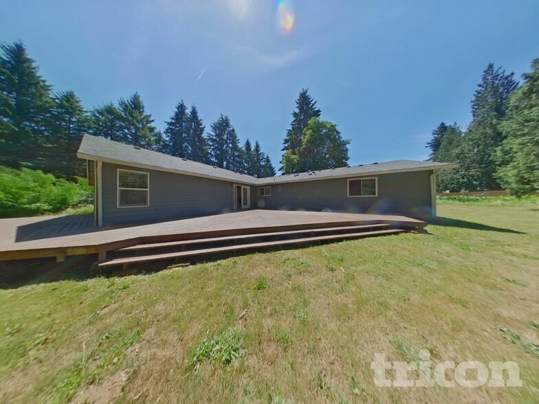 Building Photo - 13100 NE 159th St