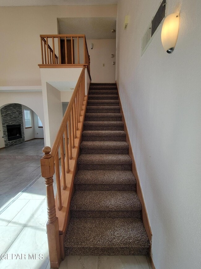 Building Photo - 6920 Imperial Ridge Dr