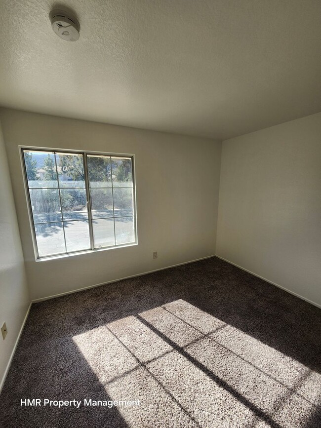 Building Photo - Spacious Two-Story Home with Modern Comforts