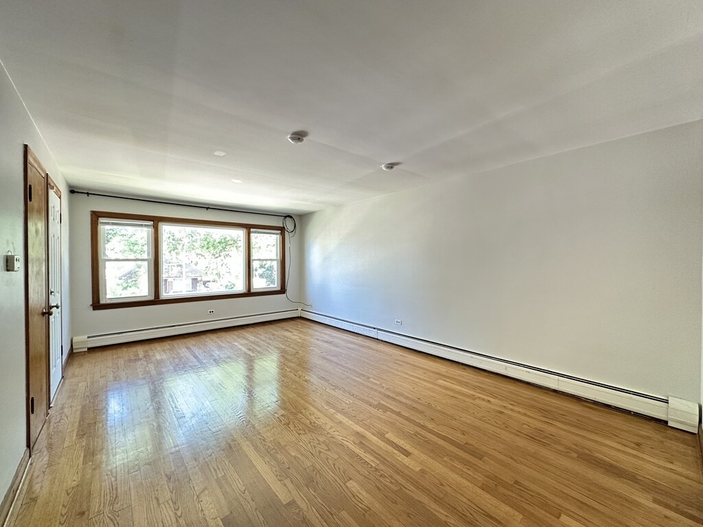 Building Photo - 312 23rd Ave