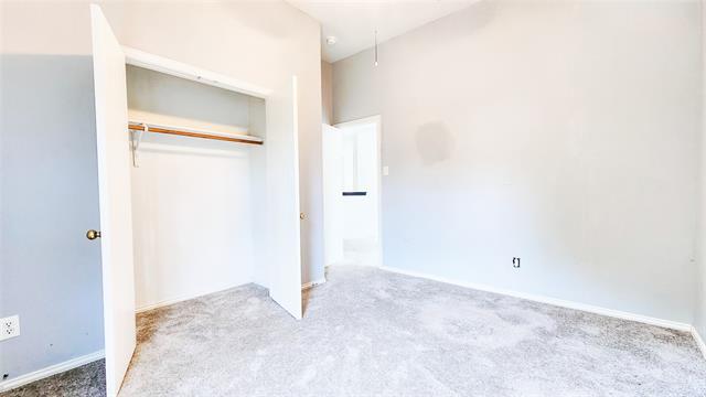 Building Photo - 1047 Port Boliver Dr